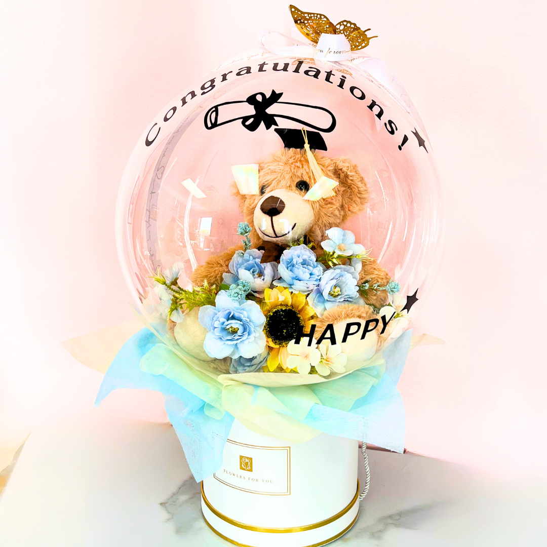 Teddy’s Hug of Pride – Graduation BOBO Balloon Bouquet Blue Close up