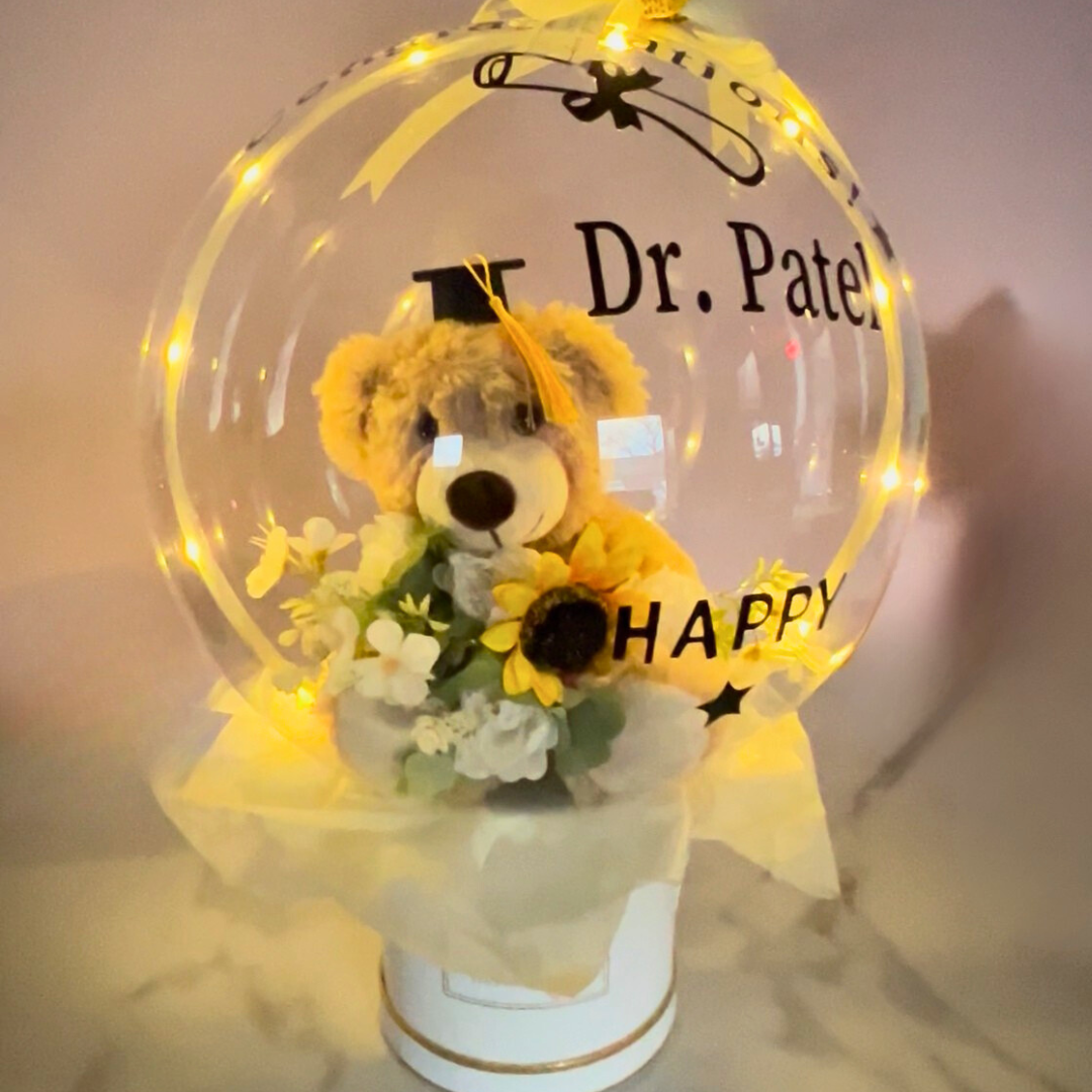 Teddy’s Hug of Pride – Graduation BOBO Balloon Bouquet White Close up