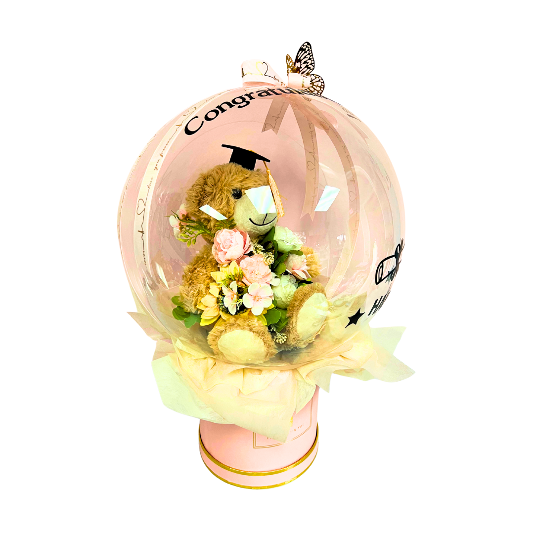 Teddy’s Hug of Pride – Graduation BOBO Balloon Bouquet Pink Close up