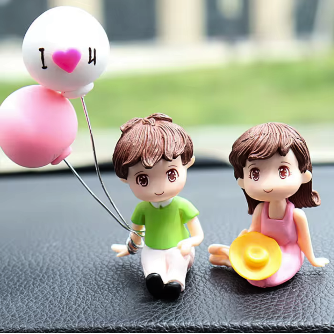 Sunshine Balloon Couple